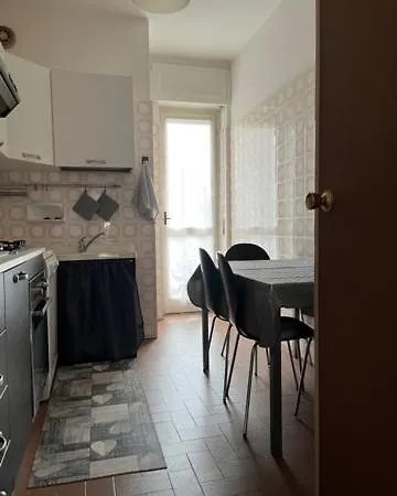 Mazzini Apartman *